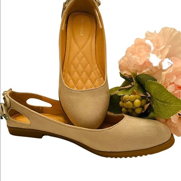 Green Suede Like Flats with Bows by Michaela Size 40 - Picture 2 of 10